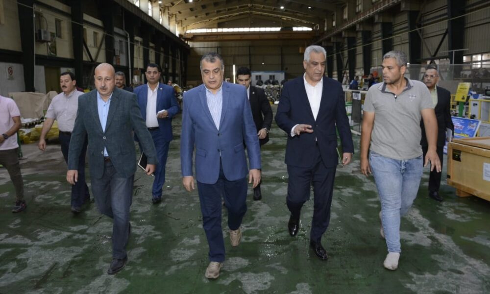 وزير الانتاج الحربي