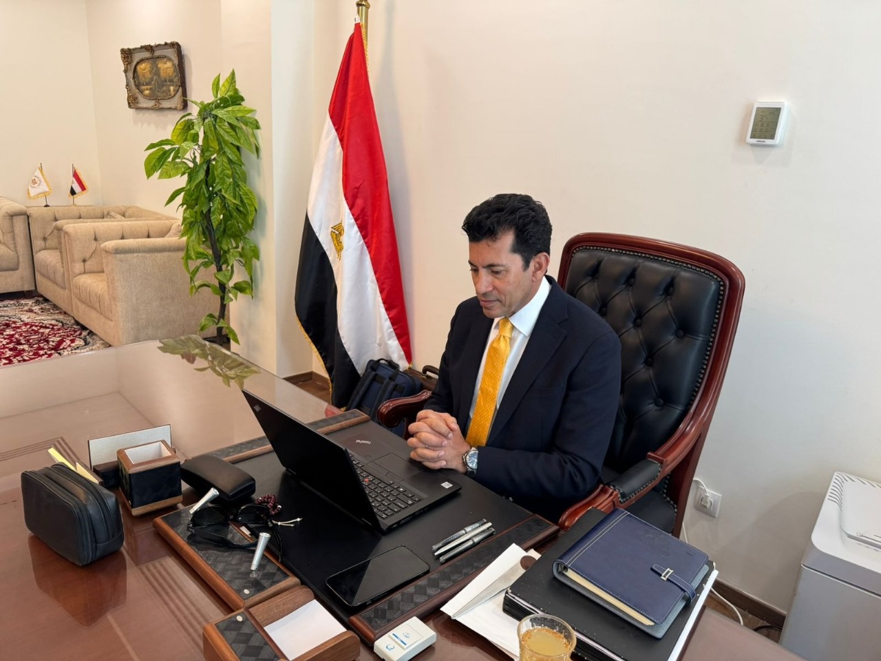وزير الشباب