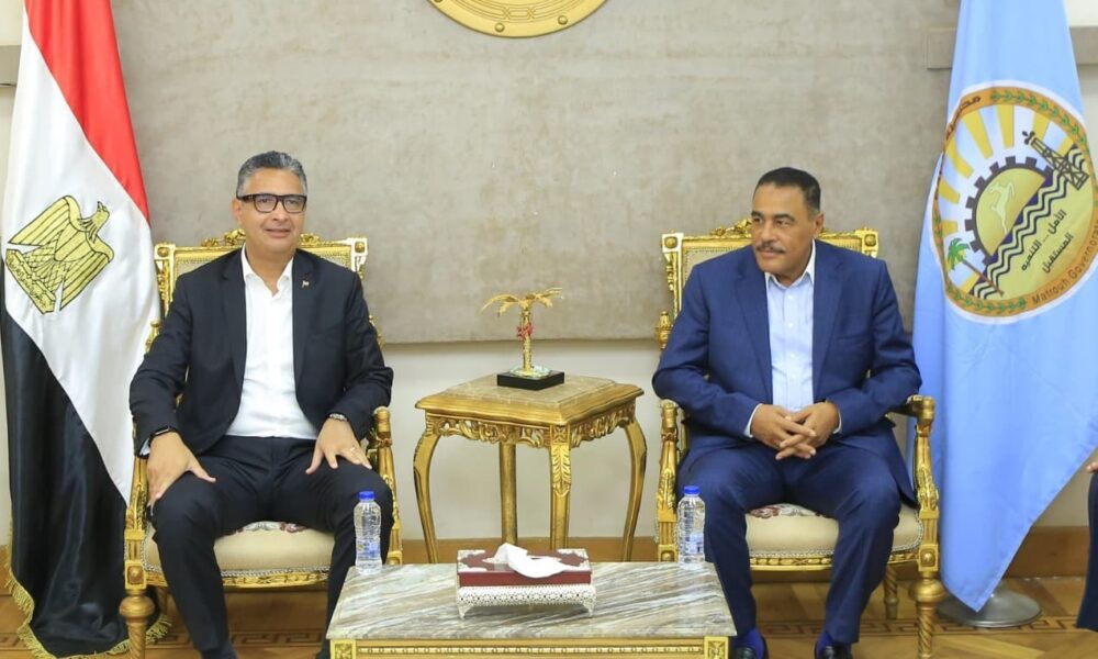 وزير التموين ومحافظ مطروح